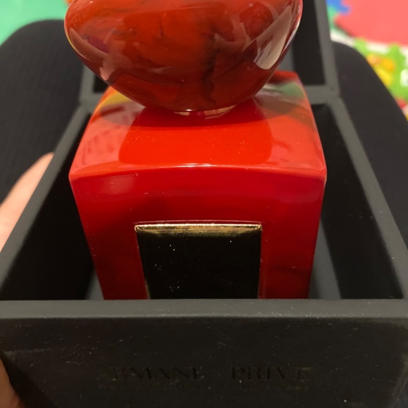 Rouge malachite by Armani prive - Picture 3 of 4